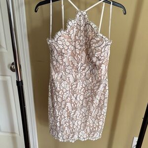 Lulu's white lace dress